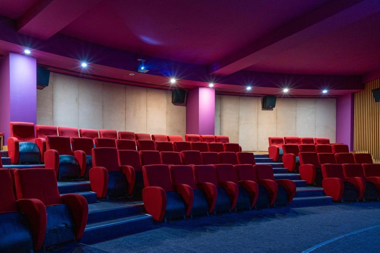 Hotel Lara Barut Collection Antalya Exterior foto The cinema at the National Centre for Early Music