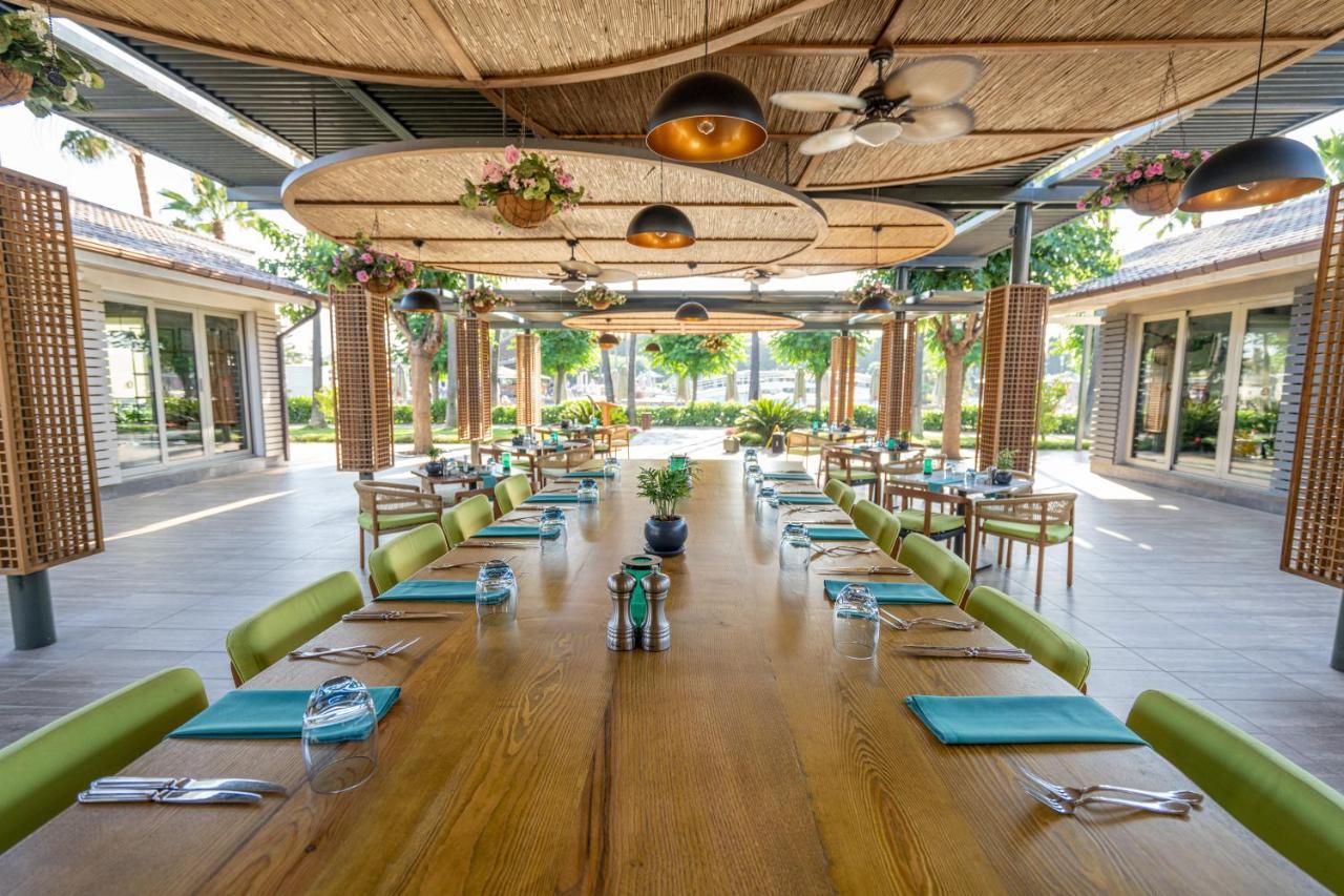 Hotel Lara Barut Collection Antalya Exterior foto The Deck